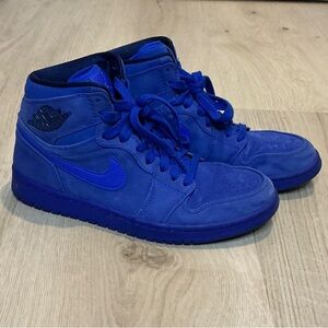 Women’s Air Jordan 1 Retro High Premium 'Blue Suede' - 9.5 - EUC